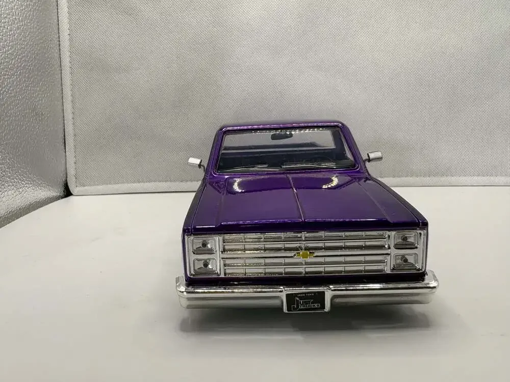 Jada Just Trucks 1985 Chevrolet C-10 Purple and Silver 1/24 Diecast Model